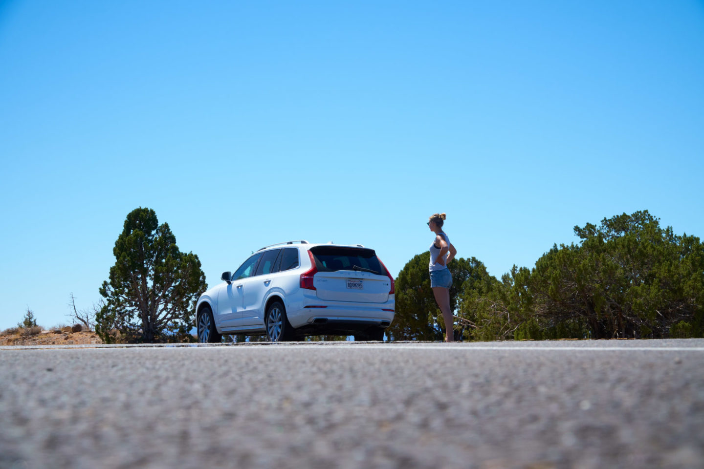 USA Roadtrip Guide: Pitstop mit unserem Mietwagen im Escalante National Monument.