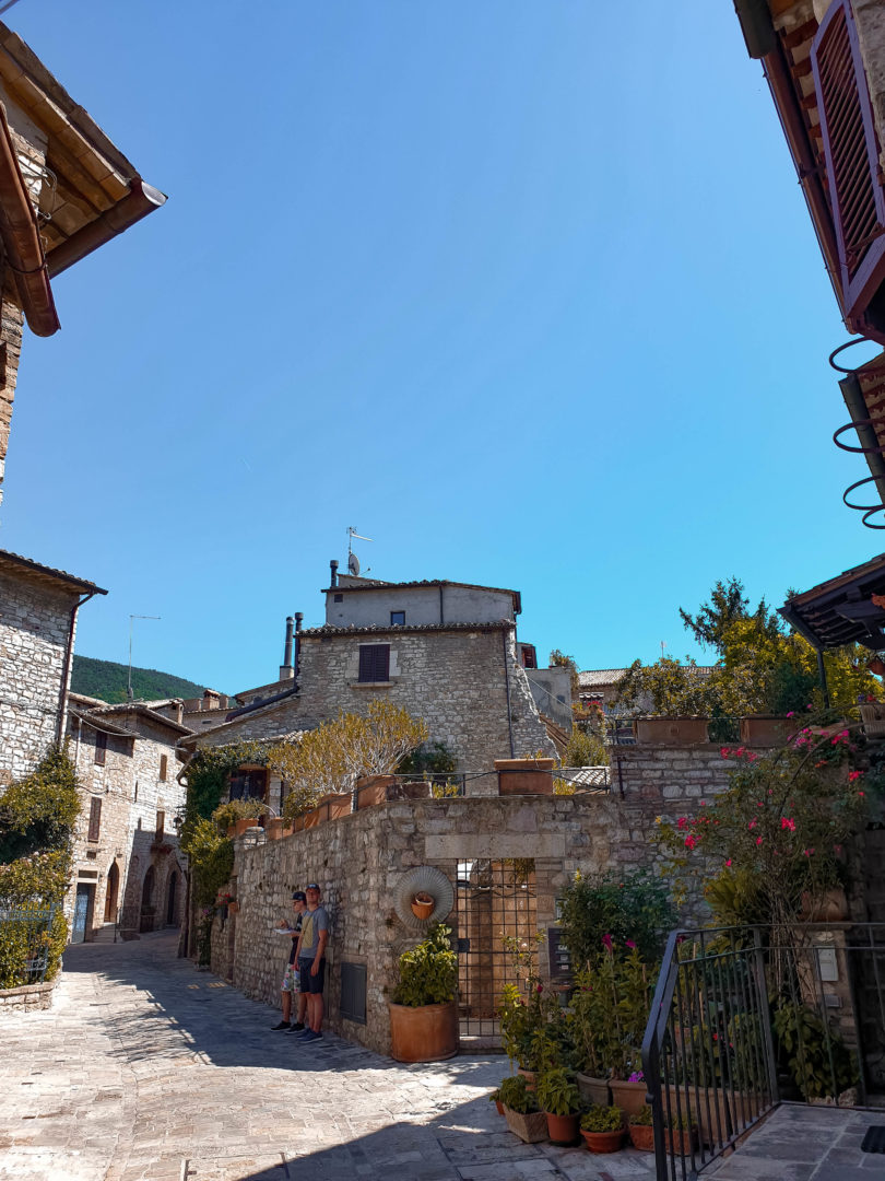Italienische Altstadt von Assisi.